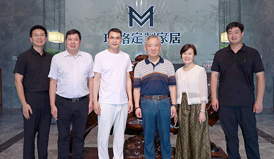 玛格家居&南林大吴智慧院士团队共启实木家居产业新篇